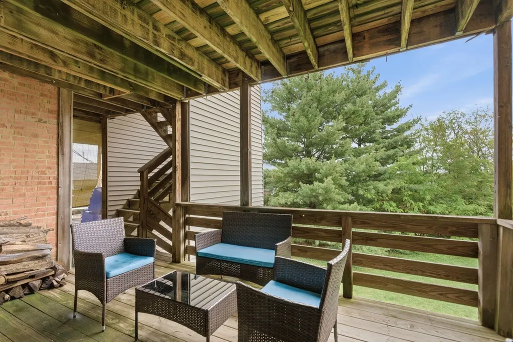 421 Redding Road Lexington KY 40517