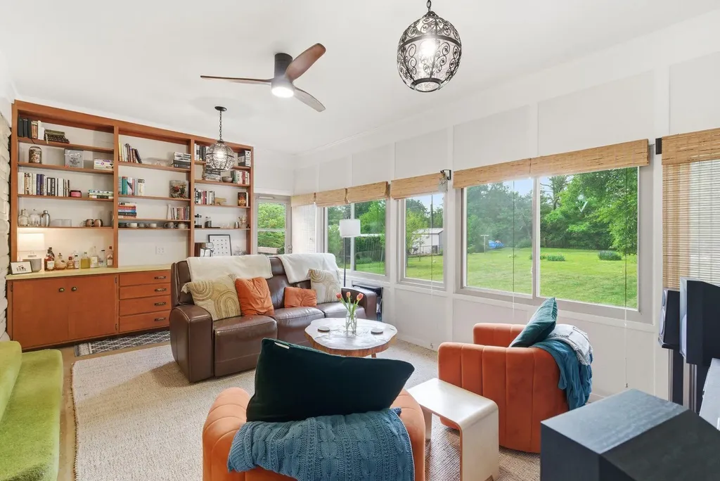 236 Greenbriar Road Lexington KY 40503