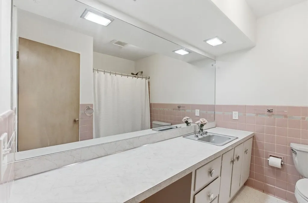 236 Greenbriar Road Lexington KY 40503
