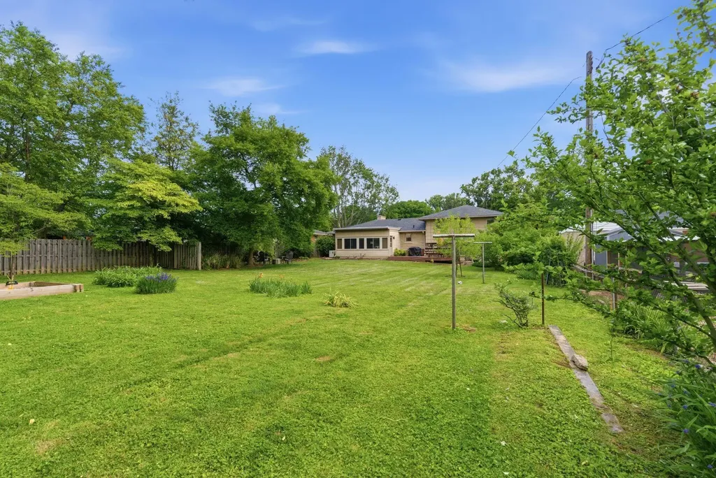 236 Greenbriar Road Lexington KY 40503