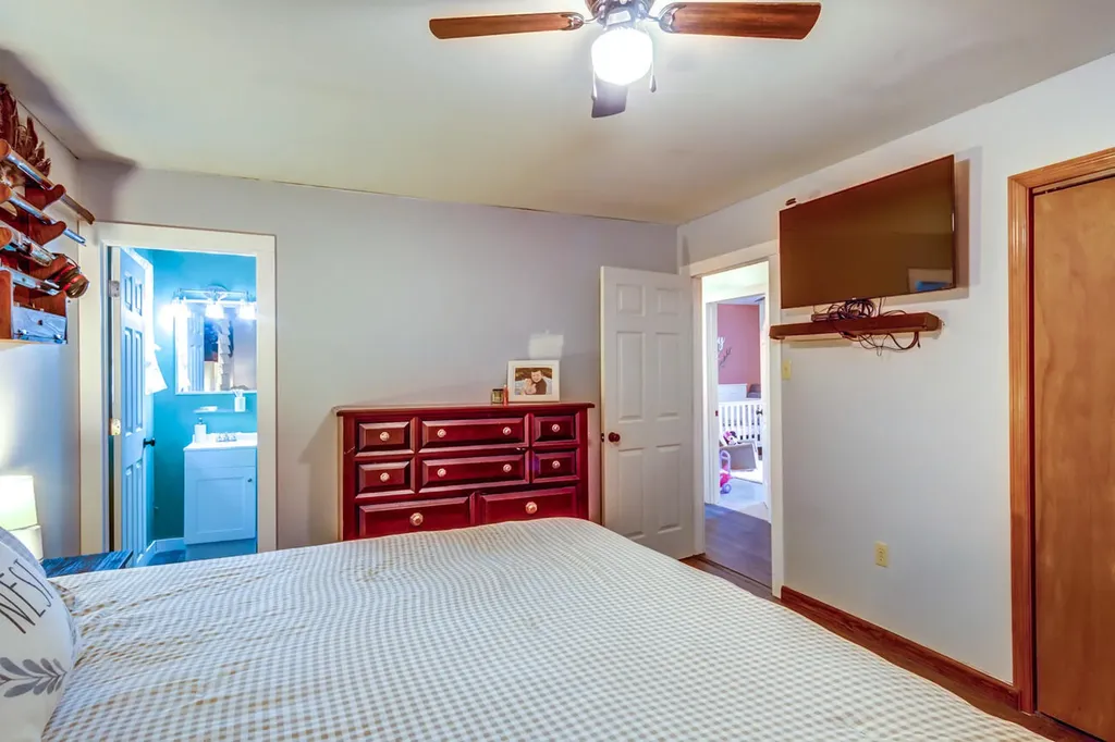 95 Kim Gay Lane Mckee KY 40447