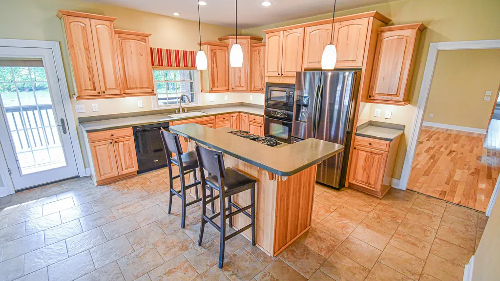 1110 Creekside Drive Lawrenceburg KY 40342