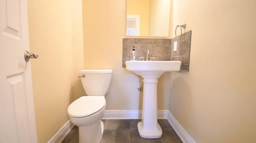 1110 Creekside Drive Lawrenceburg KY 40342
