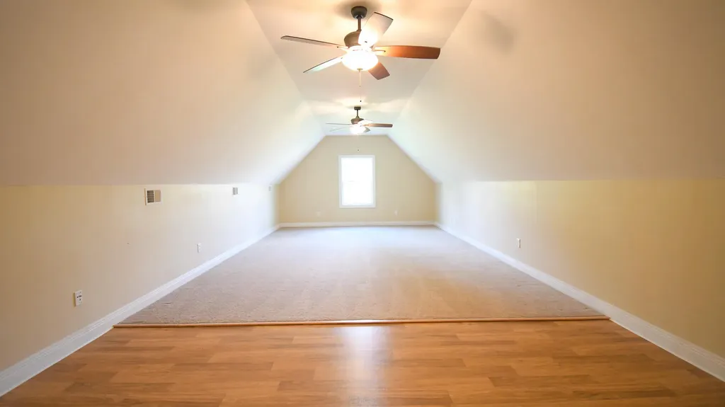 1110 Creekside Drive Lawrenceburg KY 40342