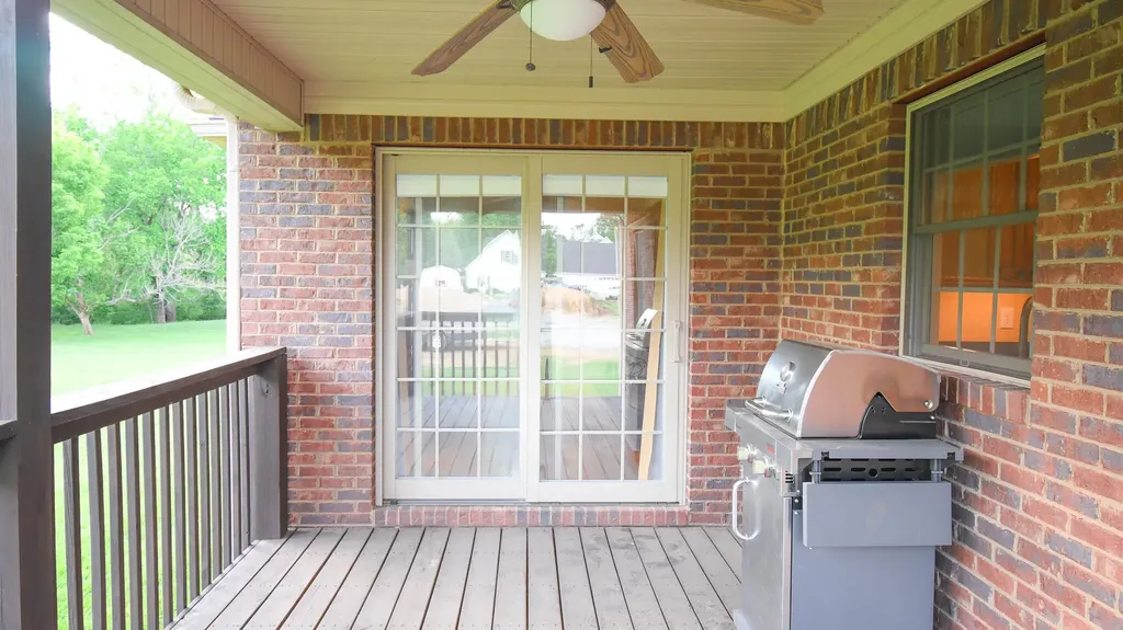1110 Creekside Drive Lawrenceburg KY 40342