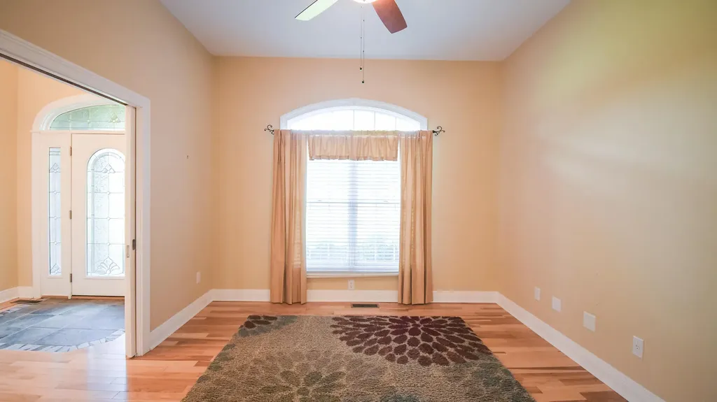 1110 Creekside Drive Lawrenceburg KY 40342