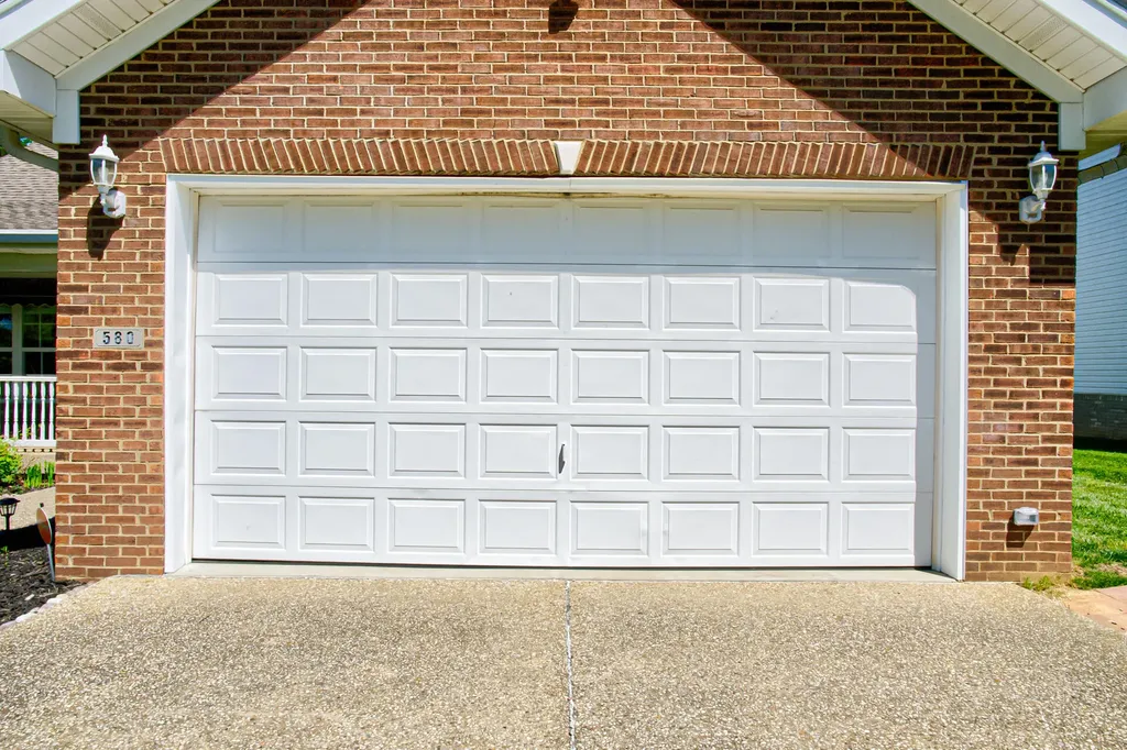 580 Catalpa Lane Shelbyville KY 40065