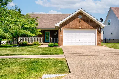 580 Catalpa Lane Shelbyville KY 40065