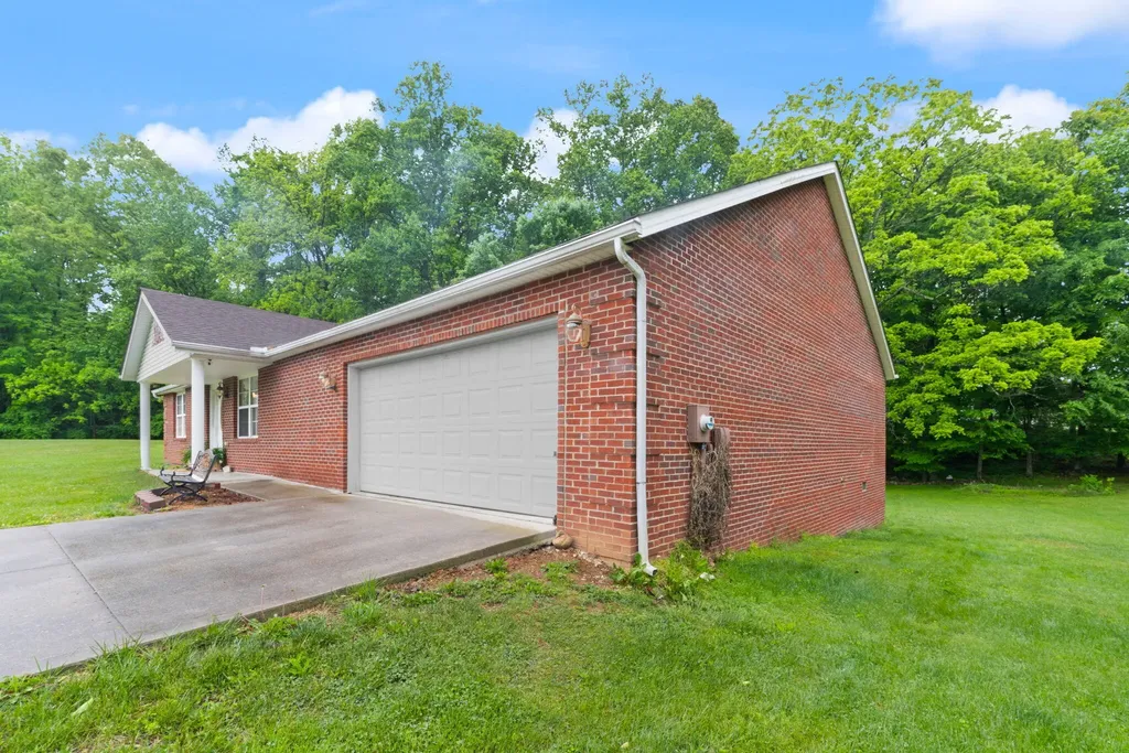 93 Field Drive Somerset KY 42503