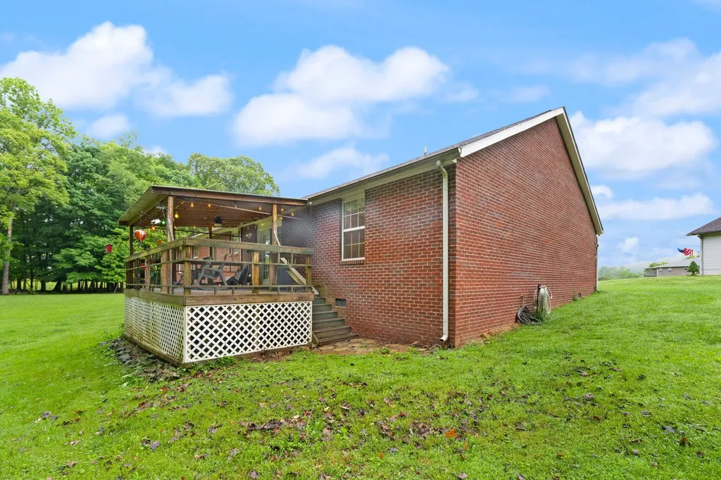 93 Field Drive Somerset KY 42503