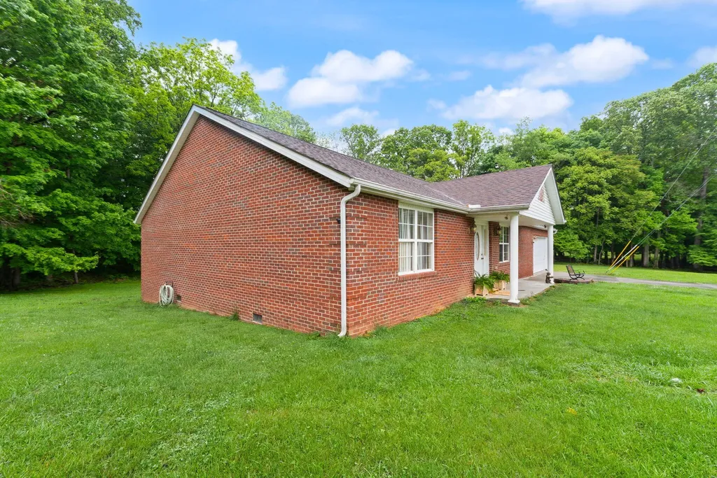 93 Field Drive Somerset KY 42503