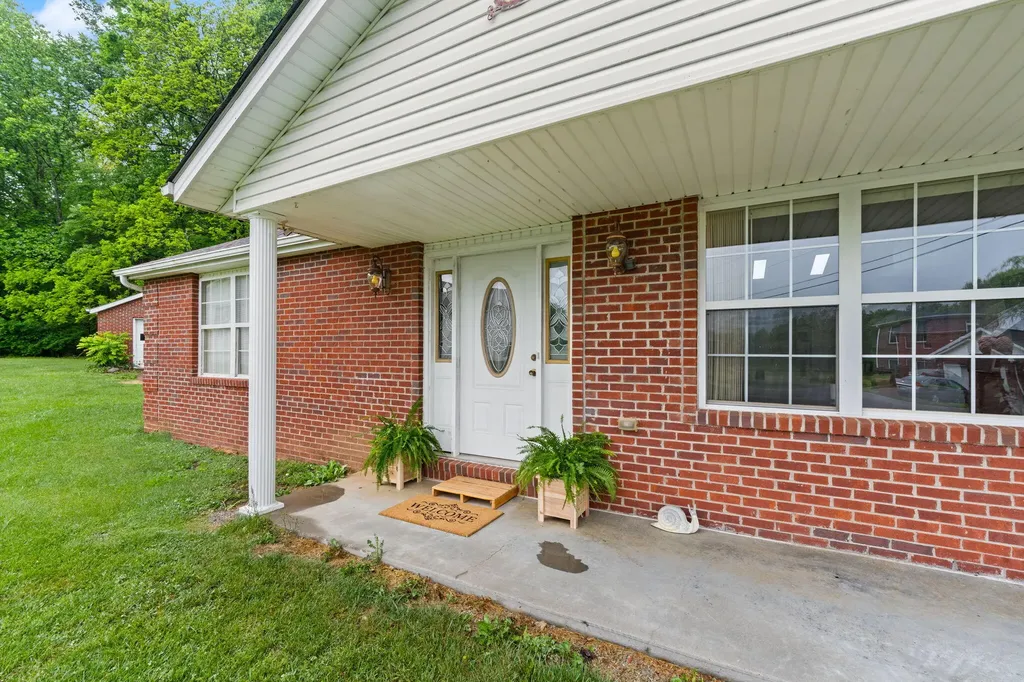 93 Field Drive Somerset KY 42503