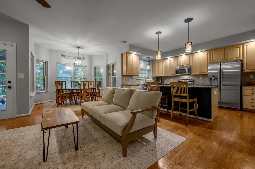 1974 Mountjoy Place Lexington KY 40503