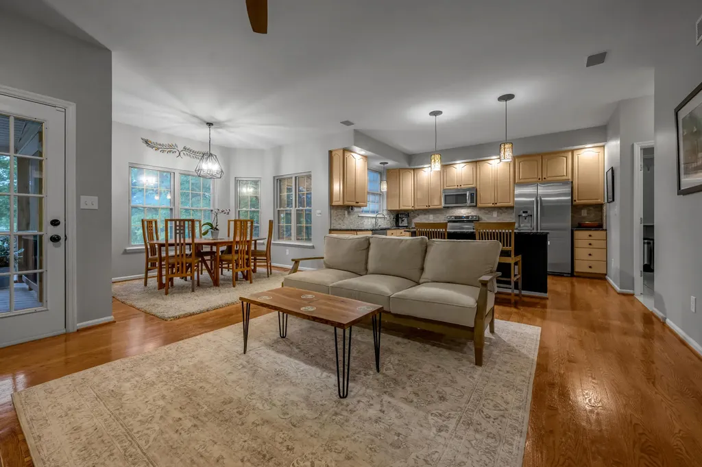 1974 Mountjoy Place Lexington KY 40503
