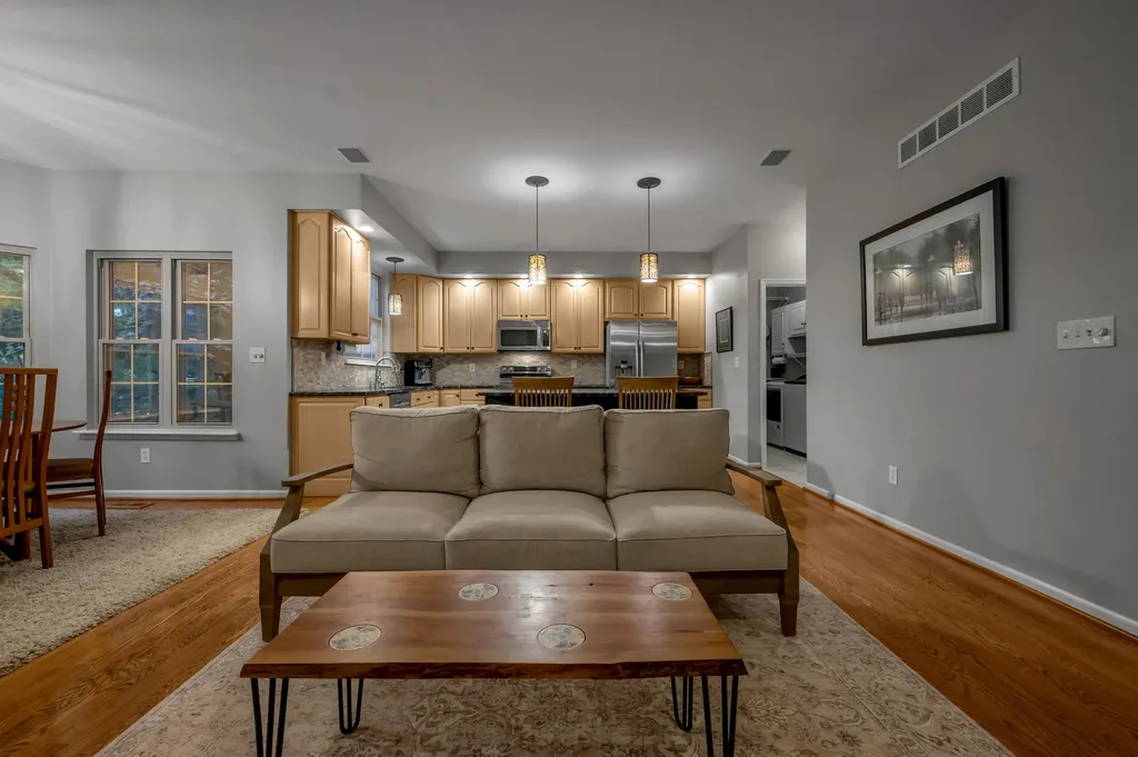 1974 Mountjoy Place Lexington KY 40503