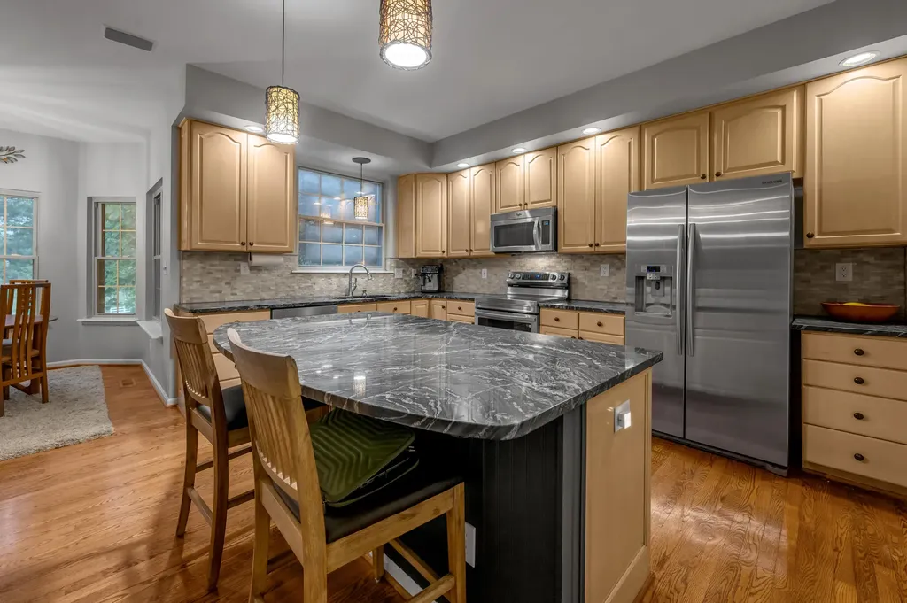 1974 Mountjoy Place Lexington KY 40503