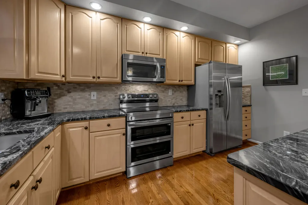 1974 Mountjoy Place Lexington KY 40503