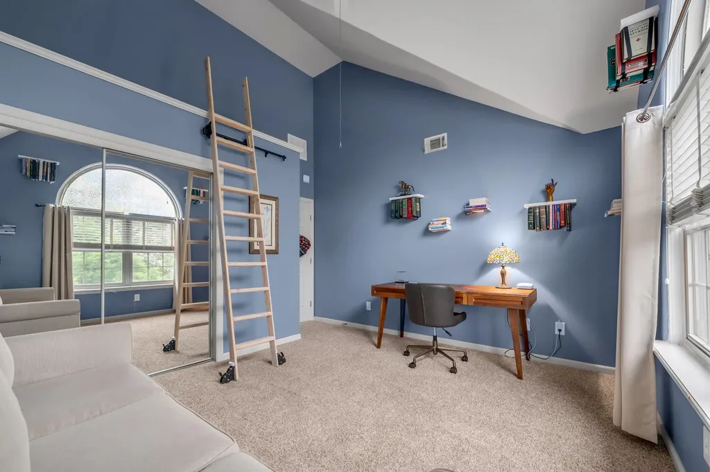 1974 Mountjoy Place Lexington KY 40503