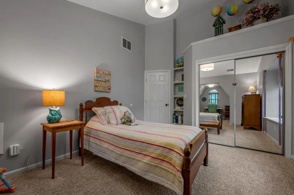 1974 Mountjoy Place Lexington KY 40503