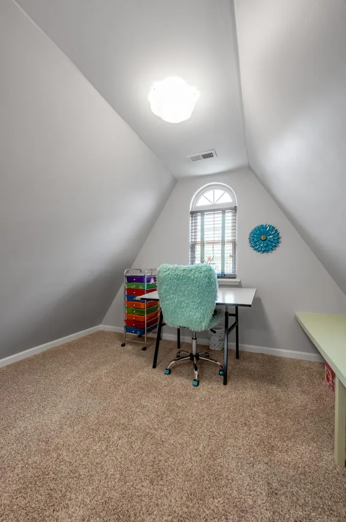 1974 Mountjoy Place Lexington KY 40503