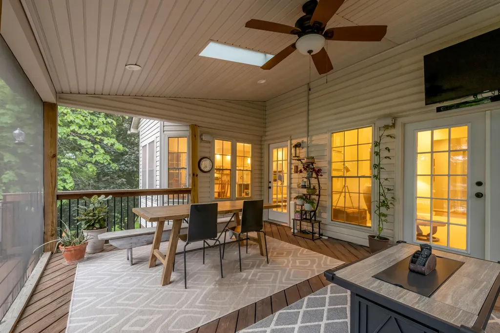 1974 Mountjoy Place Lexington KY 40503