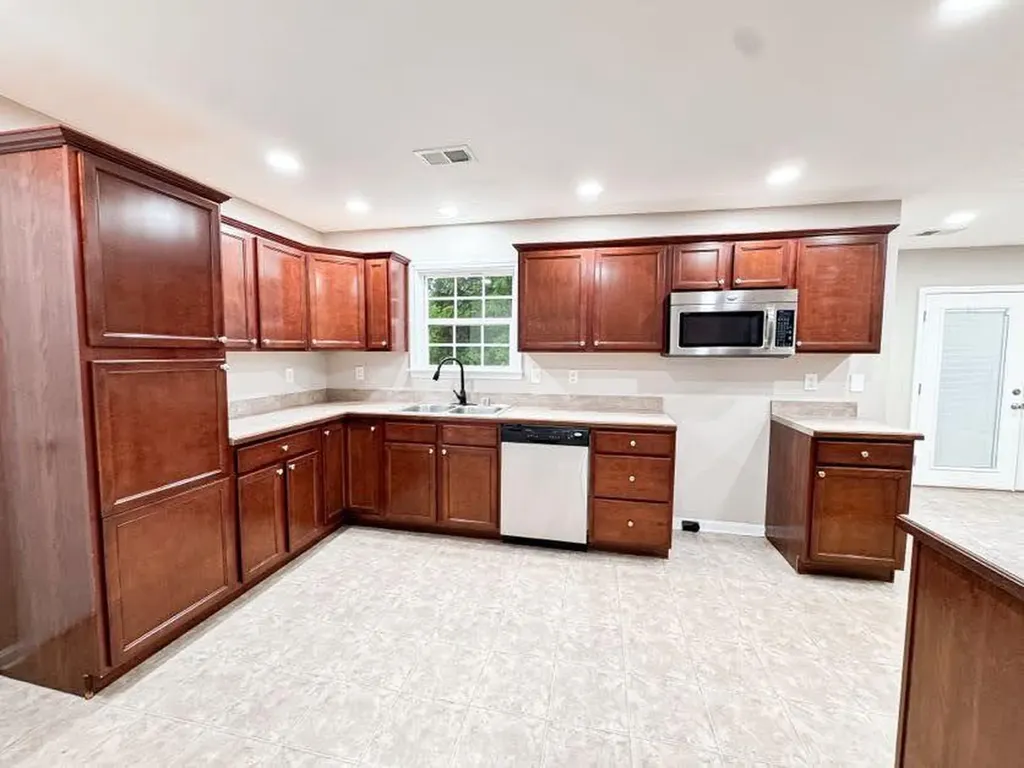808 Muddy Creek Road Berea KY 40403