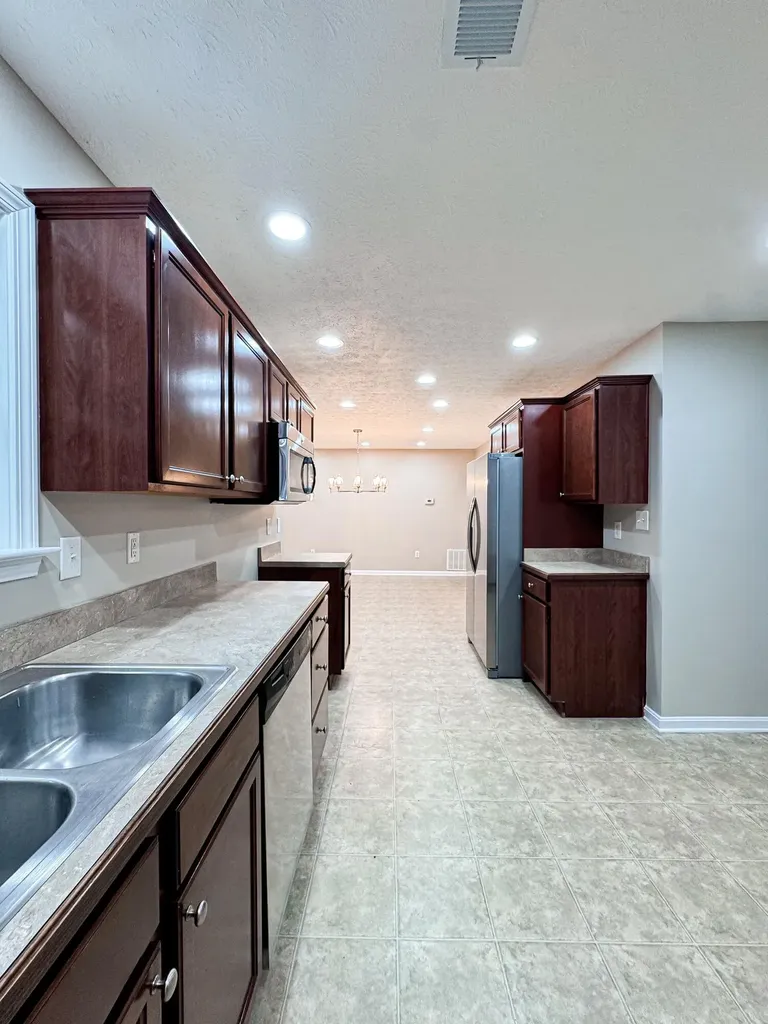 808 Muddy Creek Road Berea KY 40403