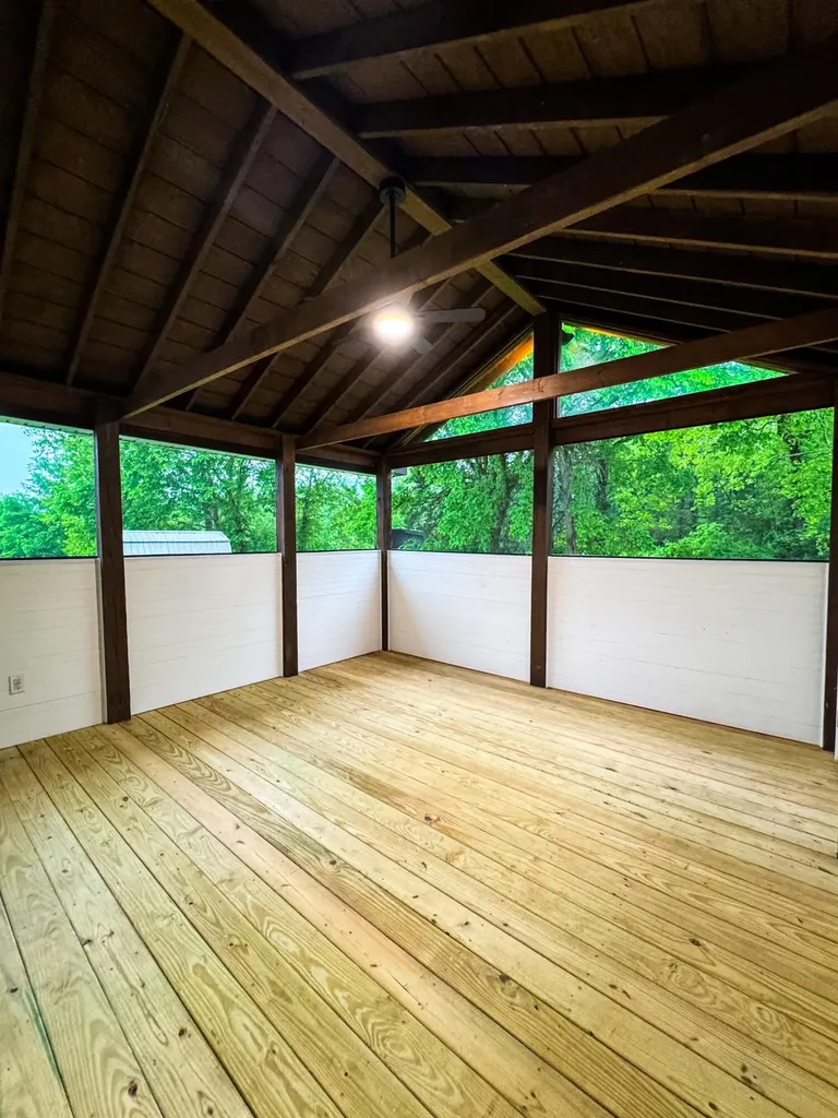 808 Muddy Creek Road Berea KY 40403