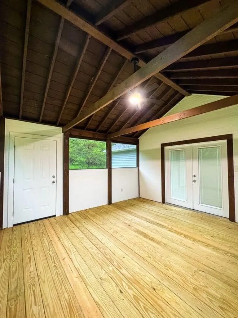 808 Muddy Creek Road Berea KY 40403