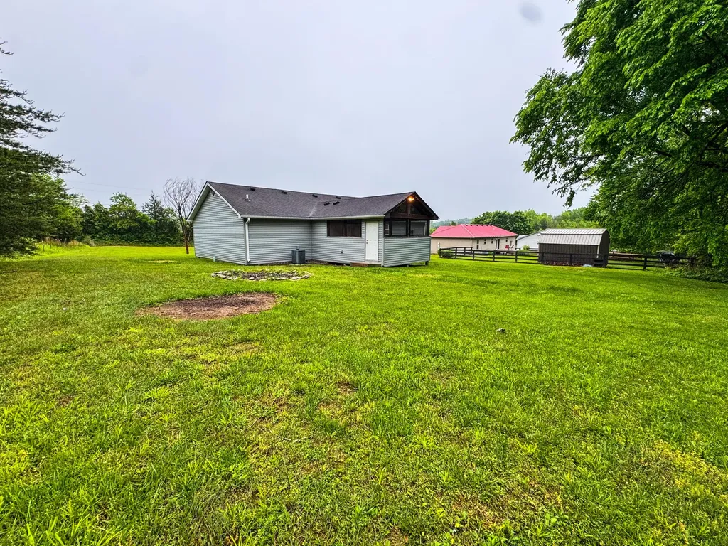 808 Muddy Creek Road Berea KY 40403