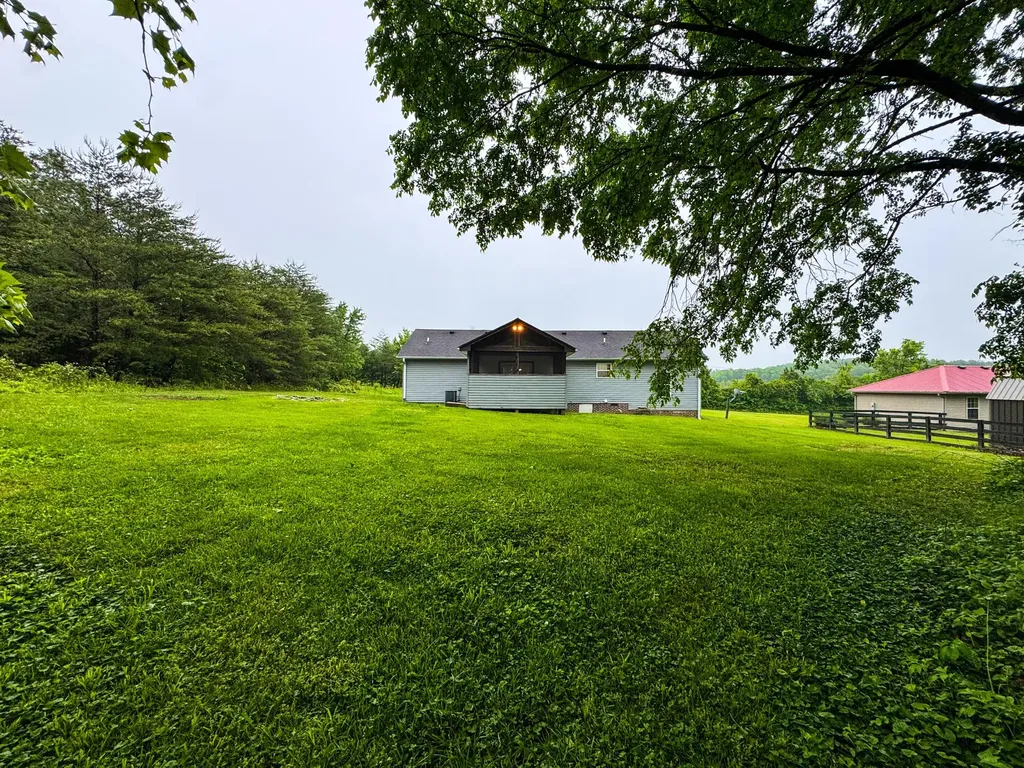 808 Muddy Creek Road Berea KY 40403