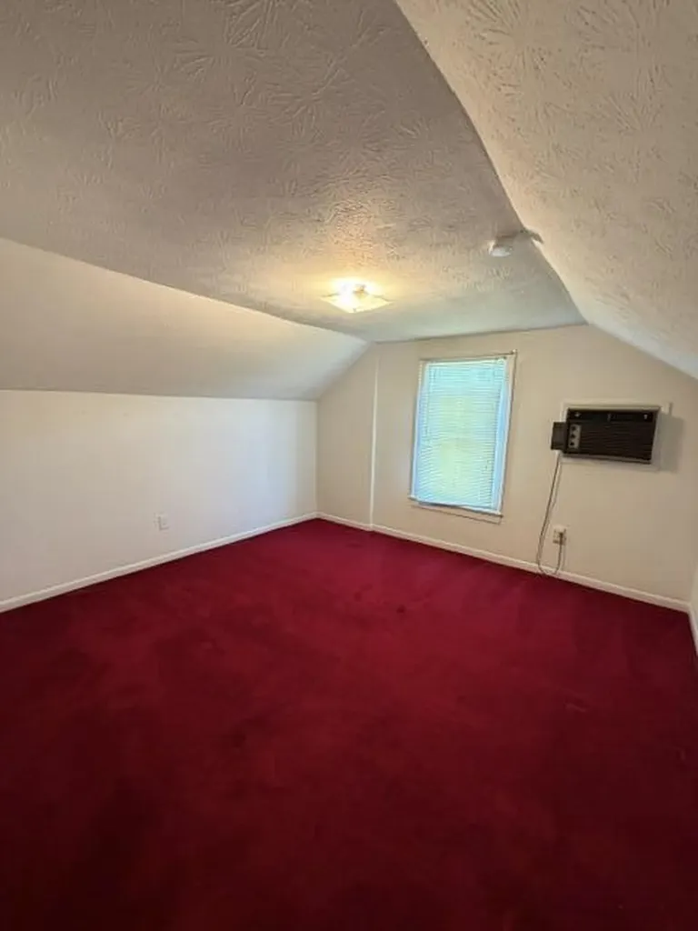 102 Brook Street Harrodsburg KY 40330