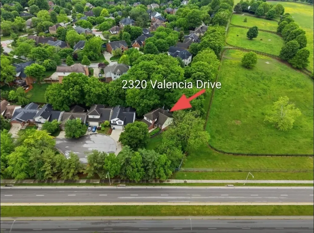 2320 Valencia Drive Lexington KY 40513