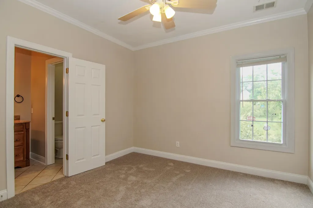 466 Woodridge Drive Lancaster KY 40444