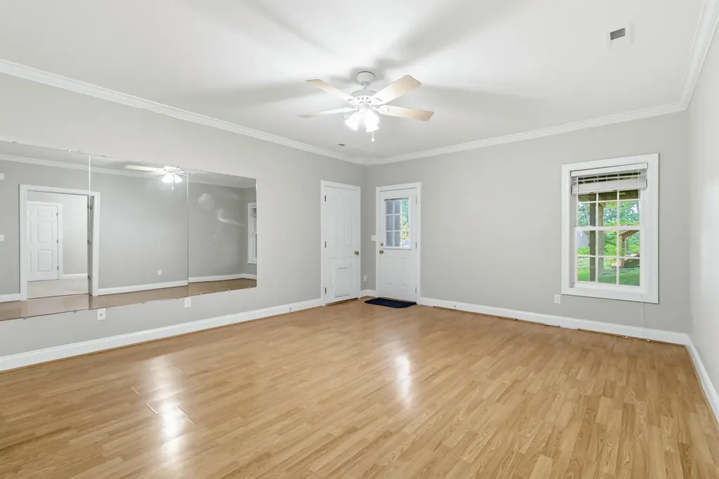 466 Woodridge Drive Lancaster KY 40444