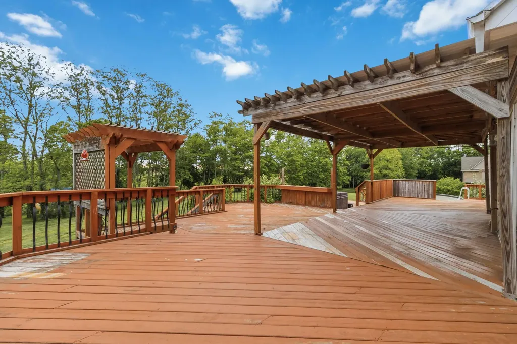 466 Woodridge Drive Lancaster KY 40444