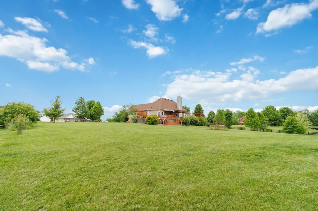 466 Woodridge Drive Lancaster KY 40444