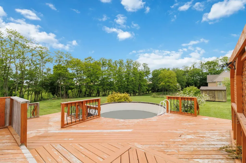 466 Woodridge Drive Lancaster KY 40444