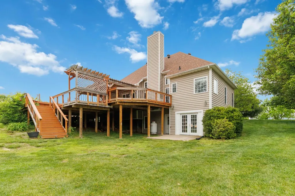 466 Woodridge Drive Lancaster KY 40444
