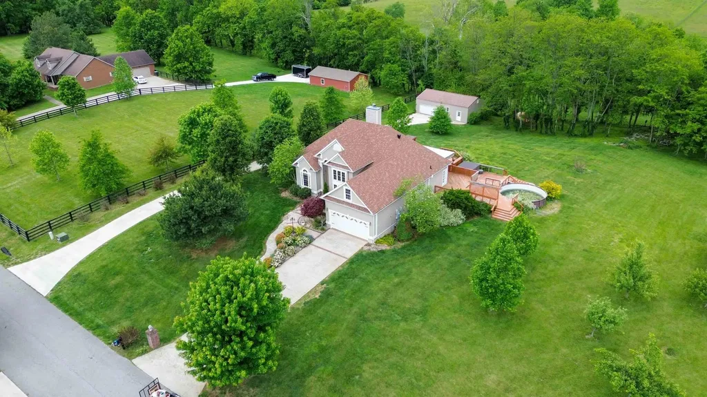 466 Woodridge Drive Lancaster KY 40444