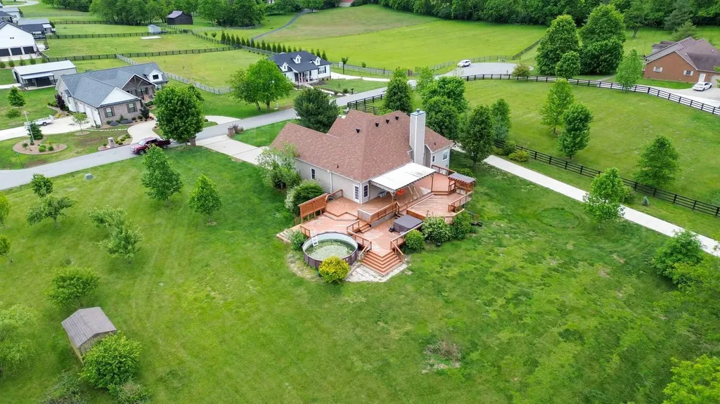 466 Woodridge Drive Lancaster KY 40444