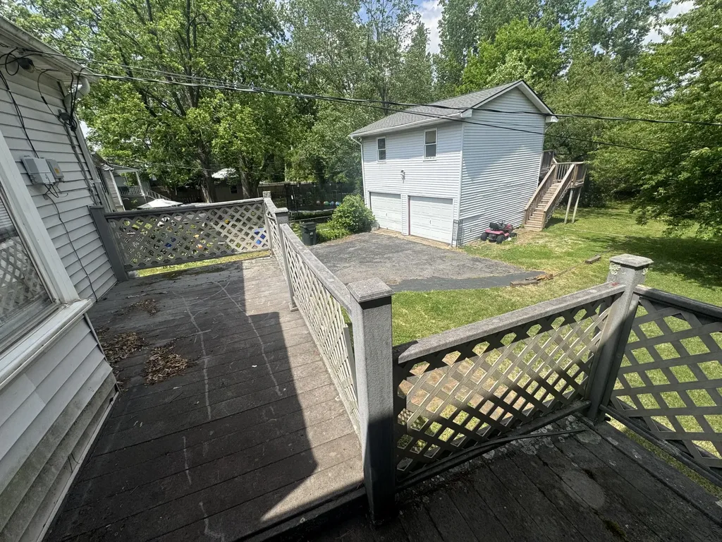122 Leesway Drive Lexington KY 40511