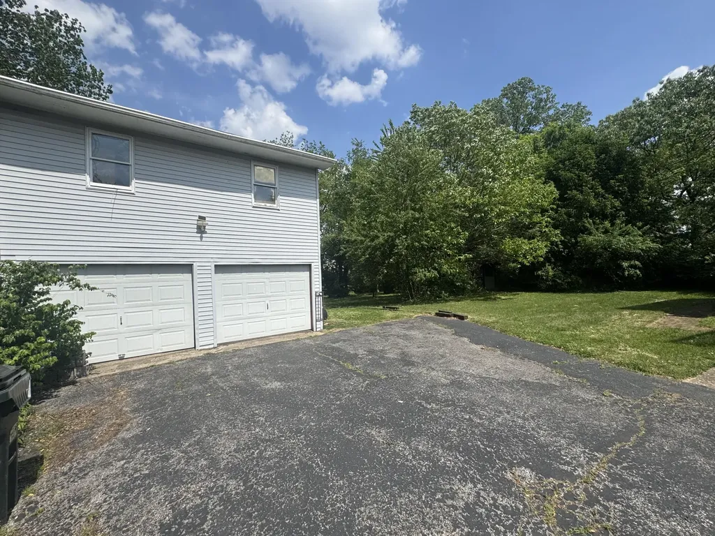 122 Leesway Drive Lexington KY 40511