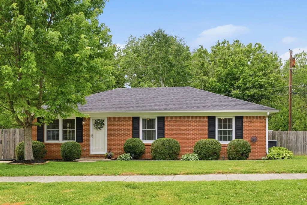 523 W Margaret Drive Wilmore KY 40390
