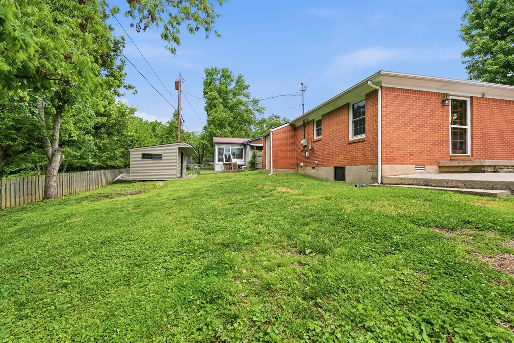 523 W Margaret Drive Wilmore KY 40390