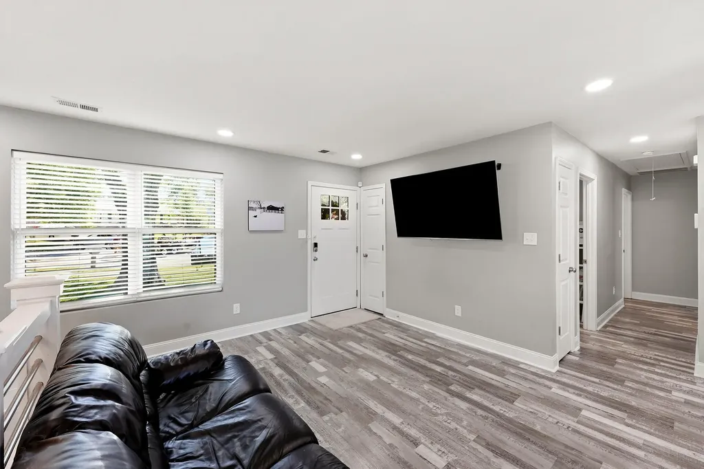 3209 Elk Lake Court Lexington KY 40517