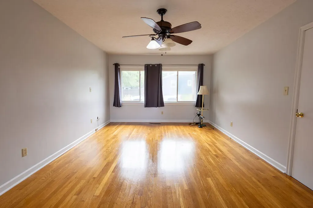 27 Hampton Avenue Winchester KY 40391