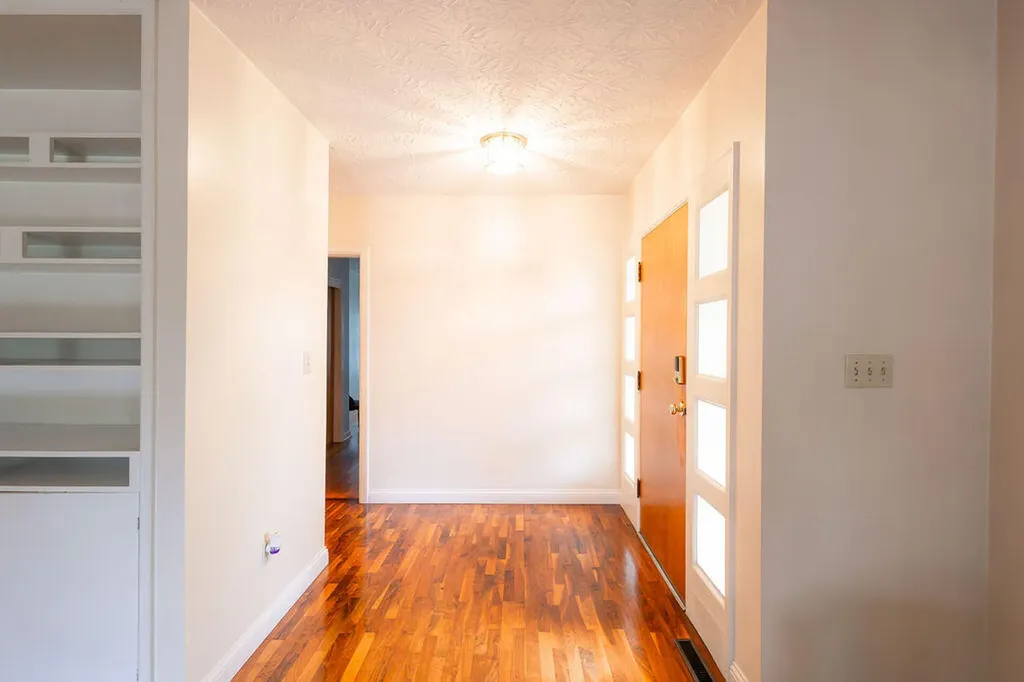 27 Hampton Avenue Winchester KY 40391