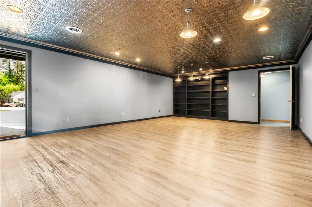 318 S Dixie Street London KY 40741