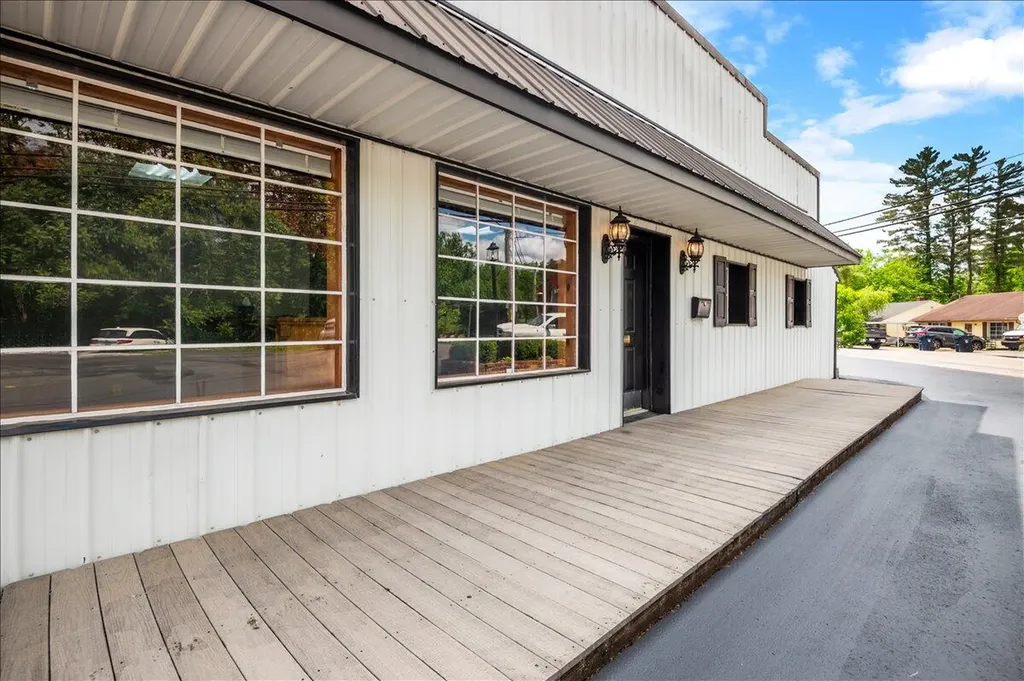 318 S Dixie Street London KY 40741